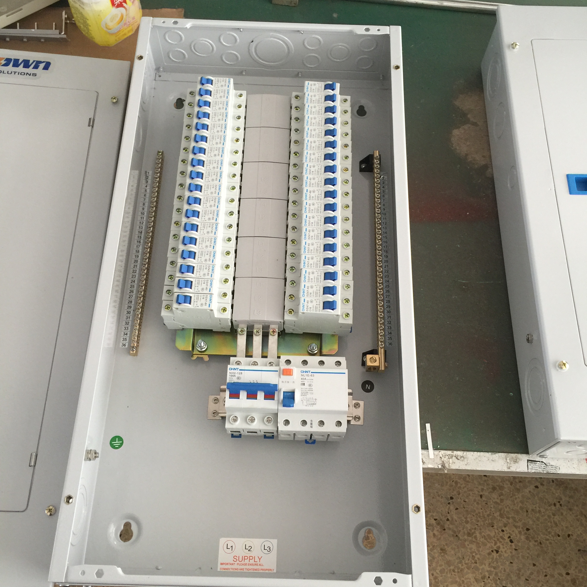 Tpn Db Three Phase Distribution Board Distribution Board Circuit Breaker Fish Tape Cable Marker Anti Vandal Switch Thermostat Ezitown